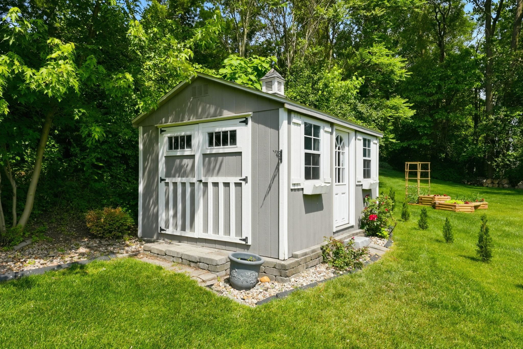 1114 Gleneagle Drive Mishawaka IN 46545