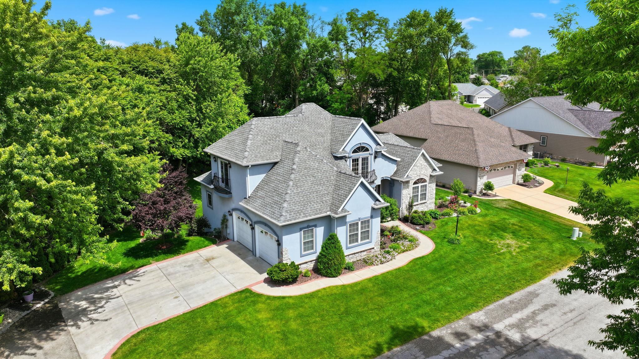 1114 Gleneagle Drive Mishawaka IN 46545