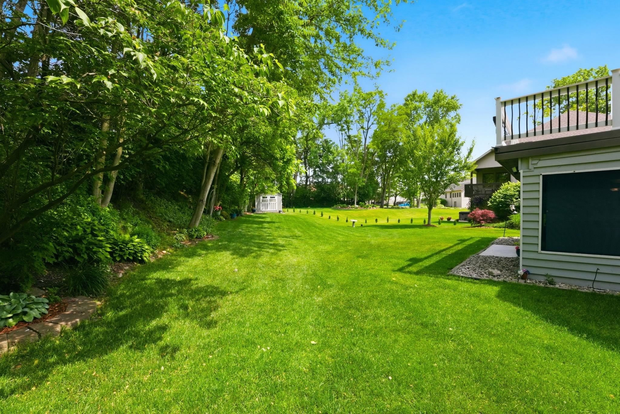 1114 Gleneagle Drive Mishawaka IN 46545
