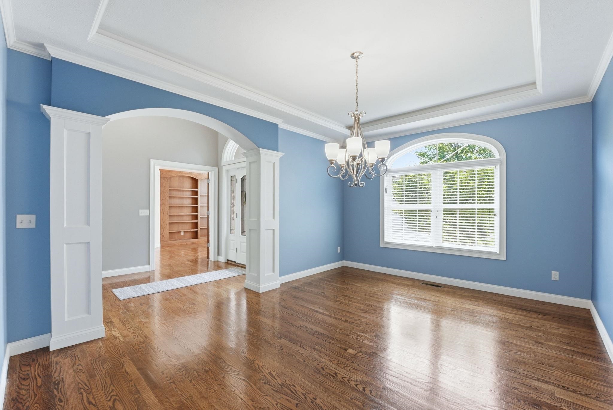 1114 Gleneagle Drive Mishawaka IN 46545