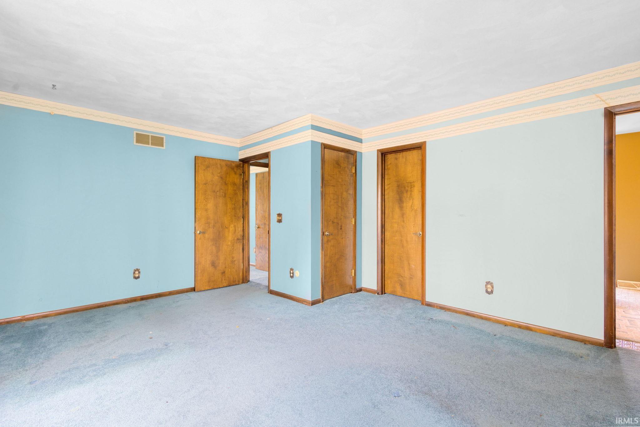 51522 Bridgewater Court South Bend IN 46637