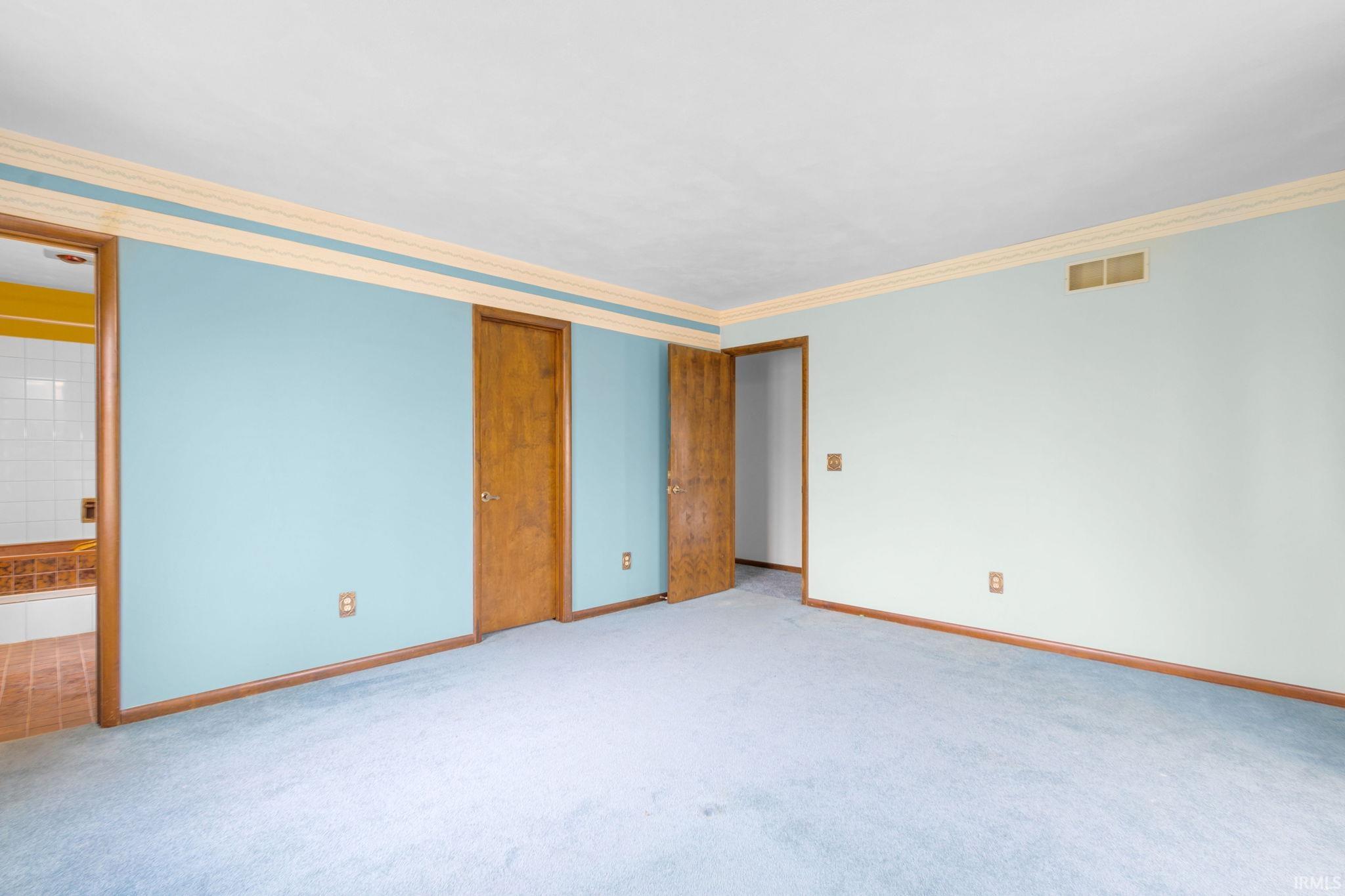 51522 Bridgewater Court South Bend IN 46637