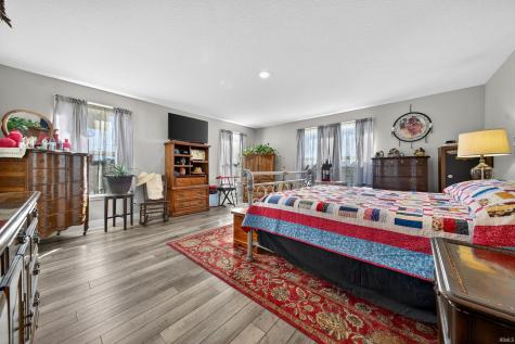 7952 S State Road 25 Rochester IN 46975