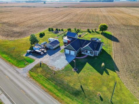 7952 S State Road 25 Rochester IN 46975