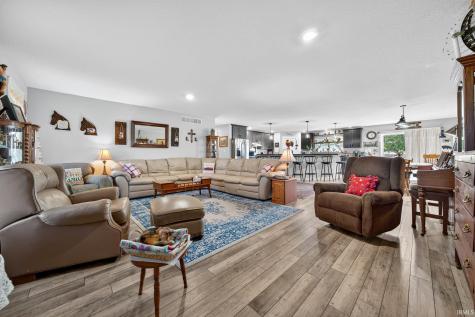 7952 S State Road 25 Rochester IN 46975