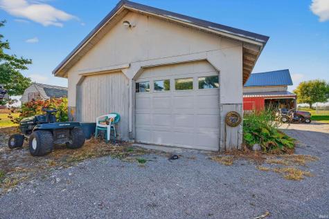 7952 S State Road 25 Rochester IN 46975