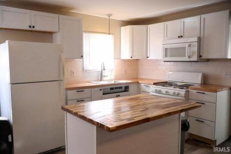 7769 N Tippecanoe Drive Walkerton IN 46574