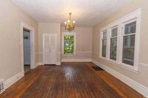 1104 Woodward Avenue South Bend IN 46616