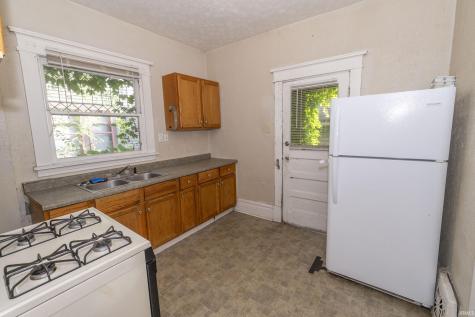 1104 Woodward Avenue South Bend IN 46616