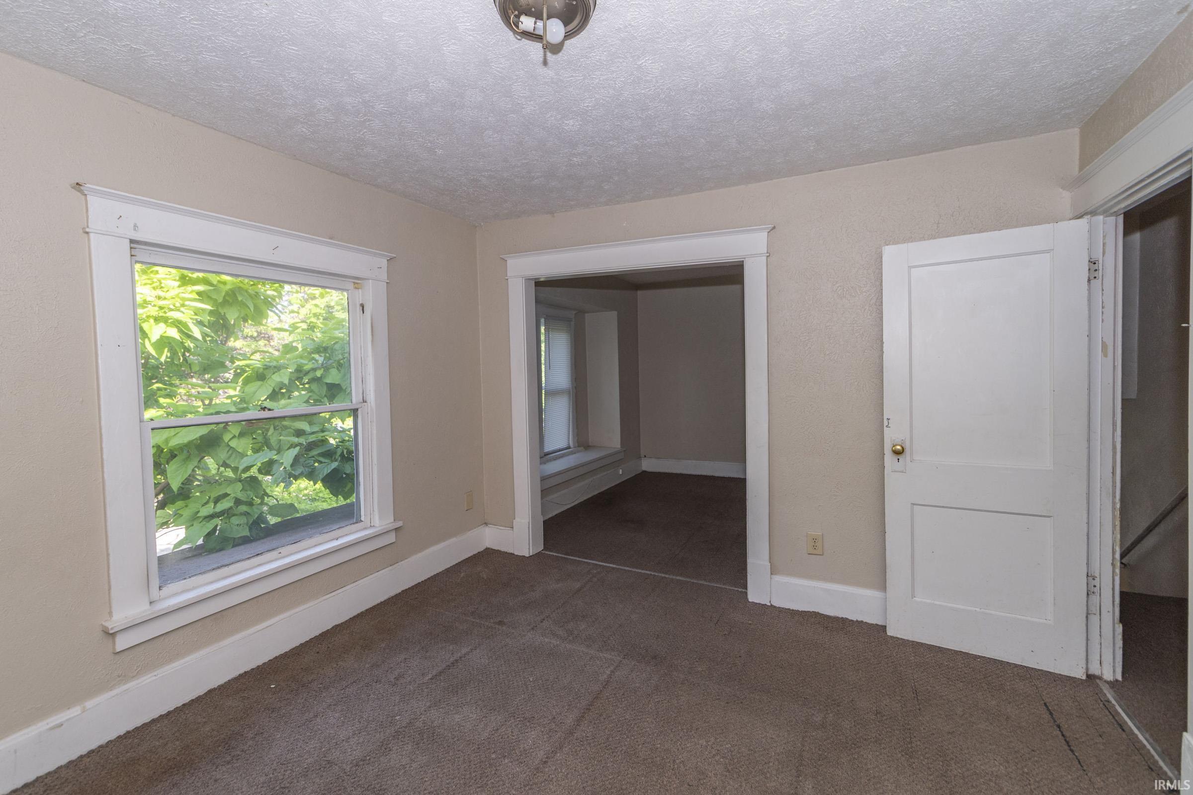 1104 Woodward Avenue South Bend IN 46616