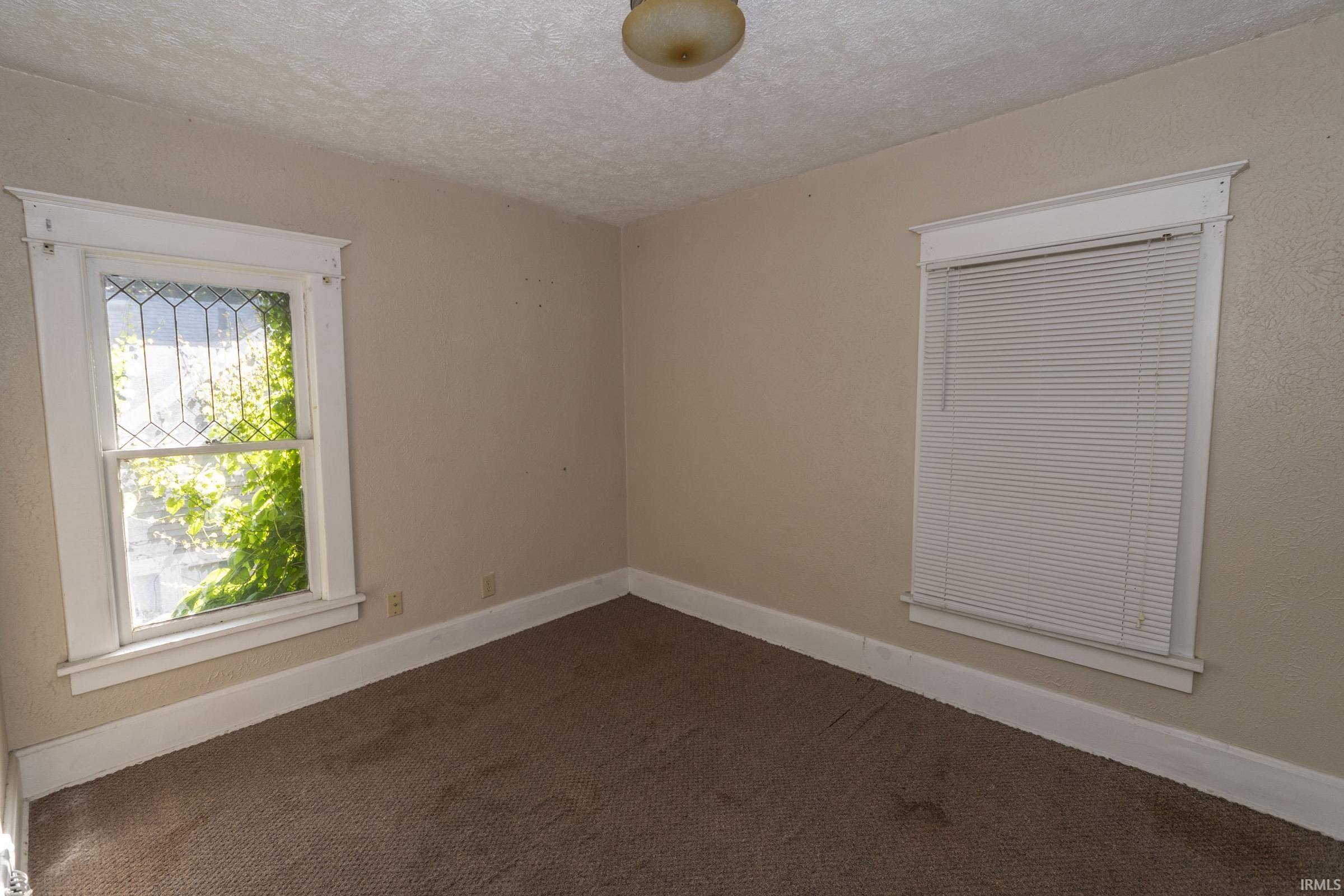 1104 Woodward Avenue South Bend IN 46616