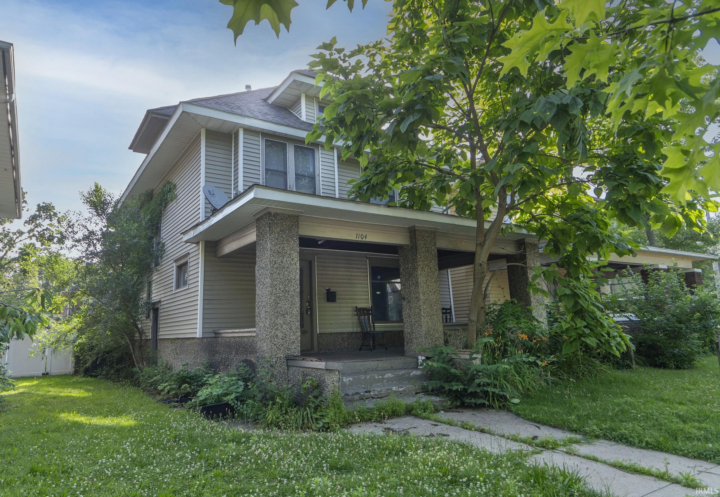 1104 Woodward Avenue South Bend IN 46616