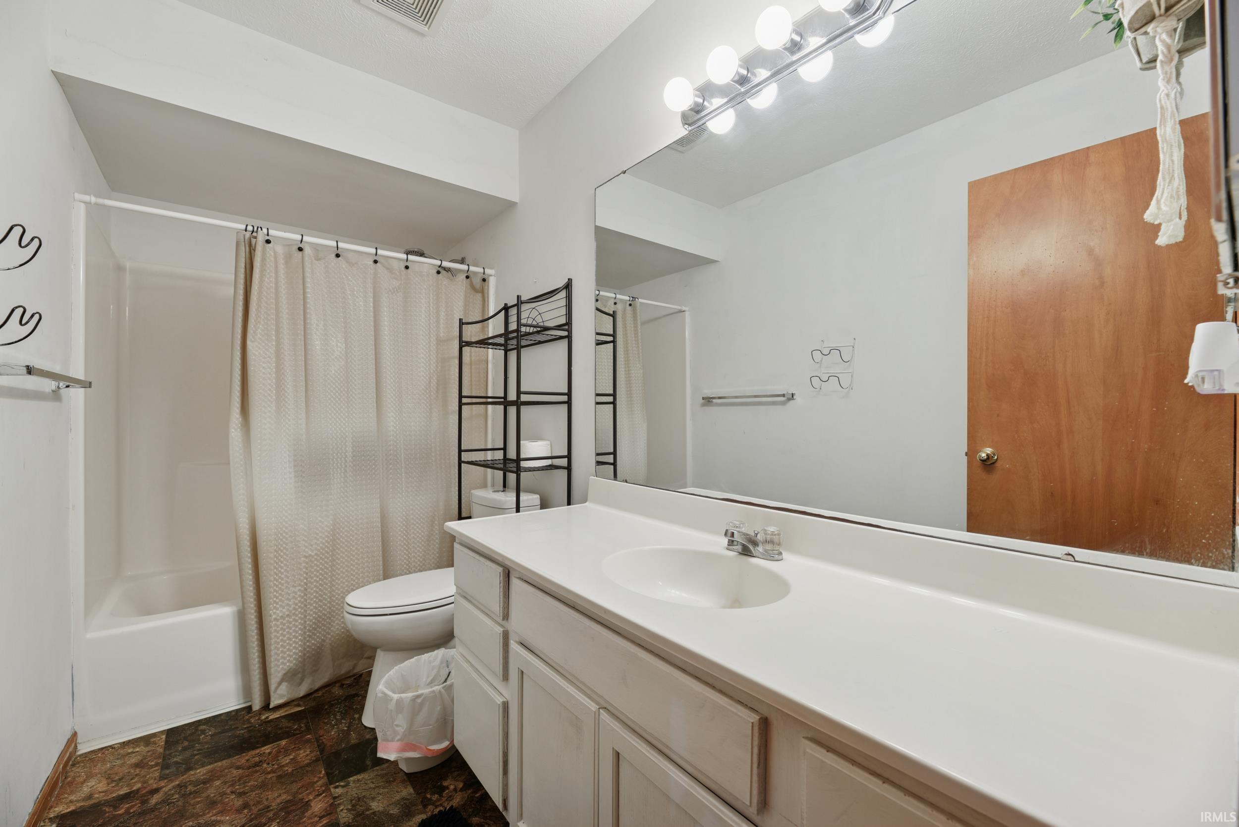 2313 Pine Creek Court South Bend IN 46628