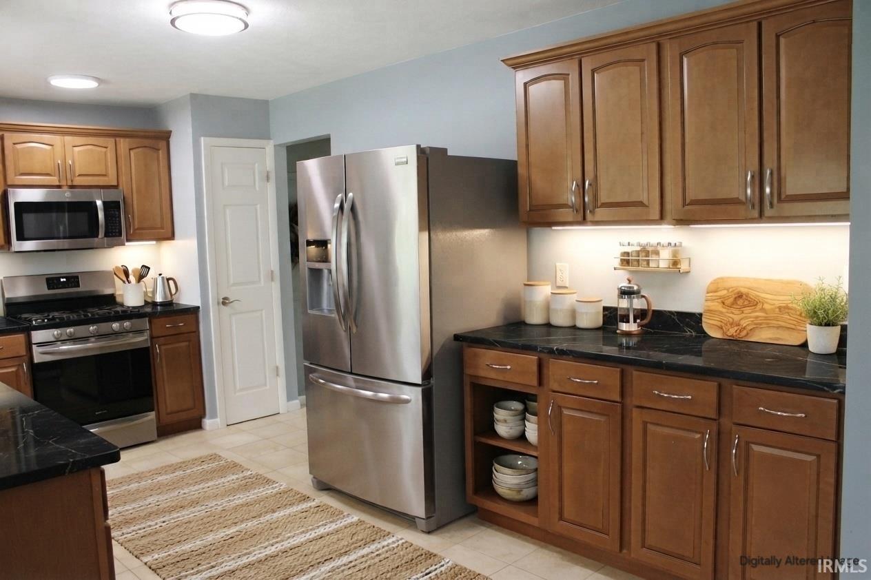 24278 Lynn Drive Elkhart IN 46517
