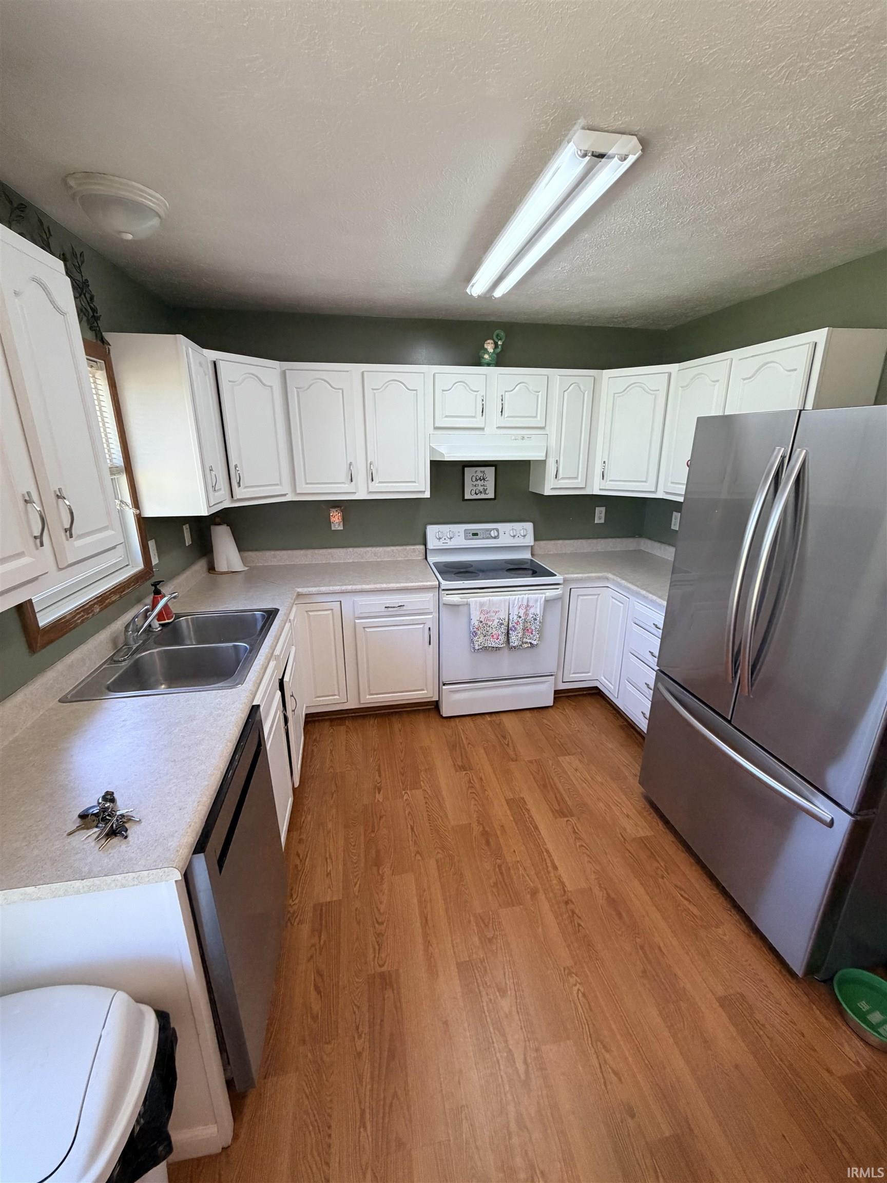 979 Highfield Court Middlebury IN 46540