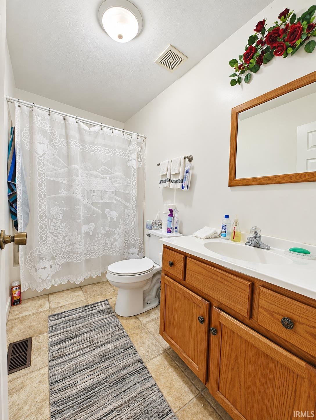 1005 Virginia Lane Knox IN 46534