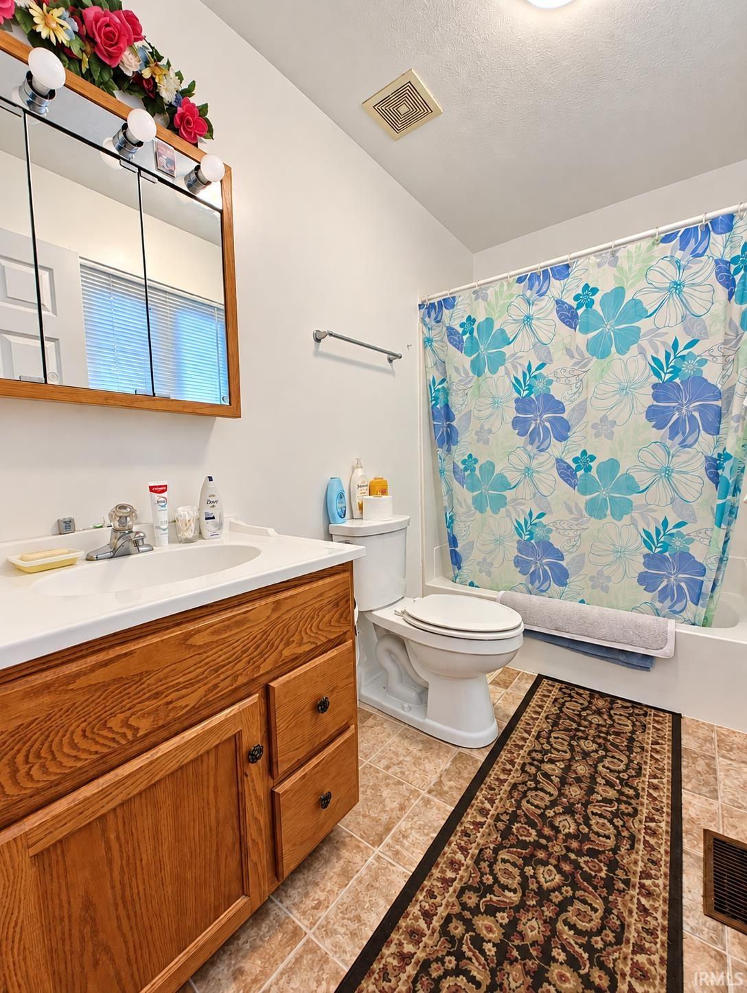 1005 Virginia Lane Knox IN 46534