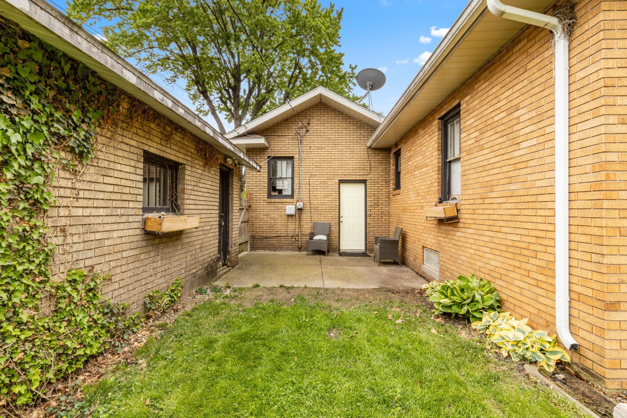 1210 Strong Avenue Elkhart IN 46514