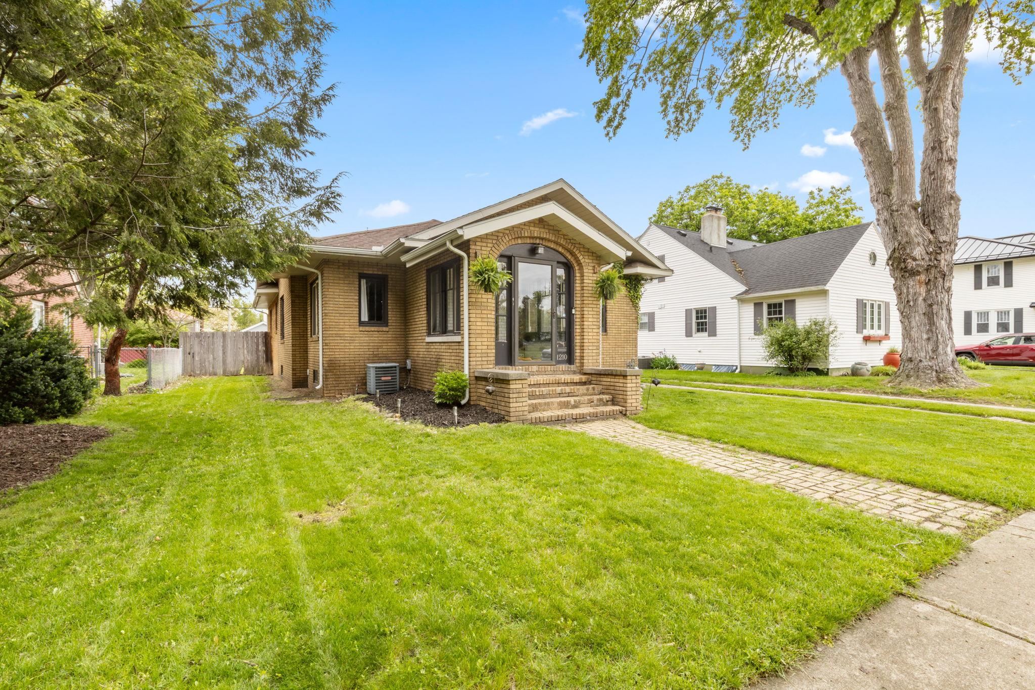 1210 Strong Avenue Elkhart IN 46514