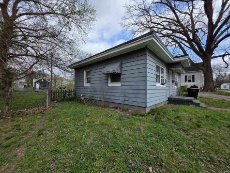 121 W 9th Street Mount Vernon IN 47620