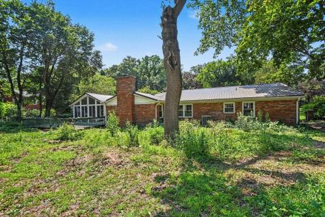 52770 Brooktrails Drive South Bend IN 46637