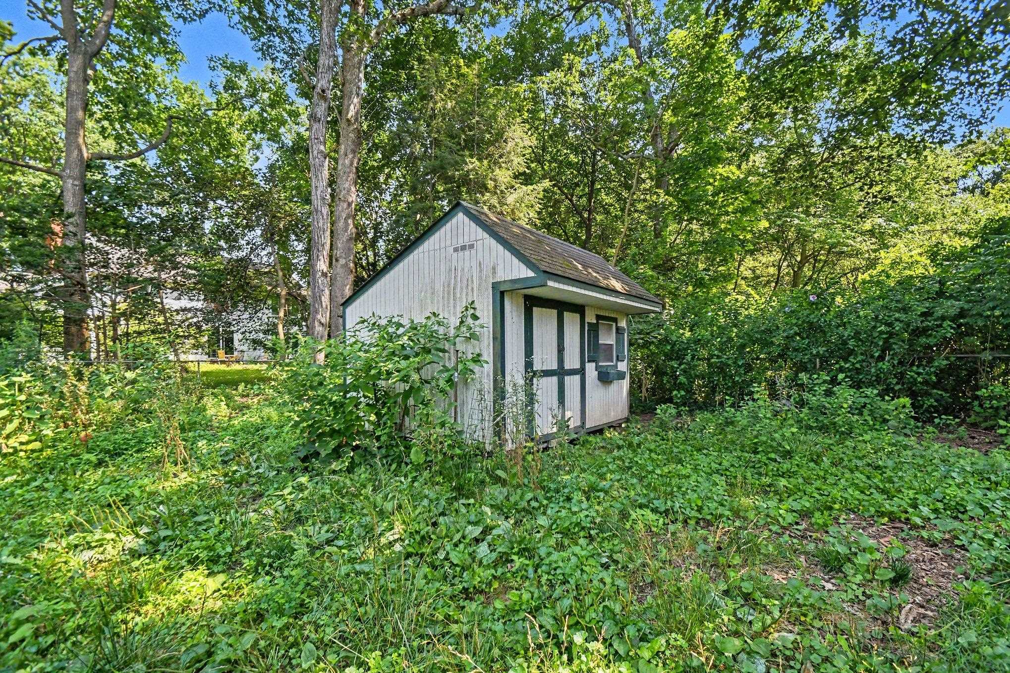 52770 Brooktrails Drive South Bend IN 46637