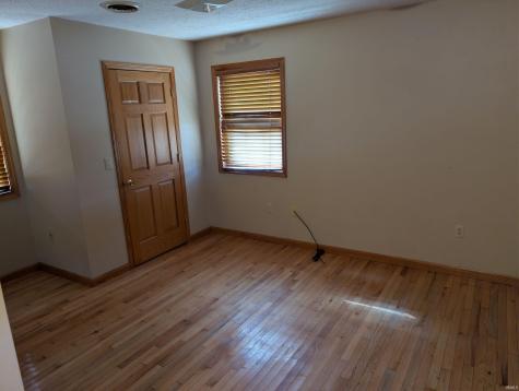 2810 E Old Us 50 Bedford IN 47421