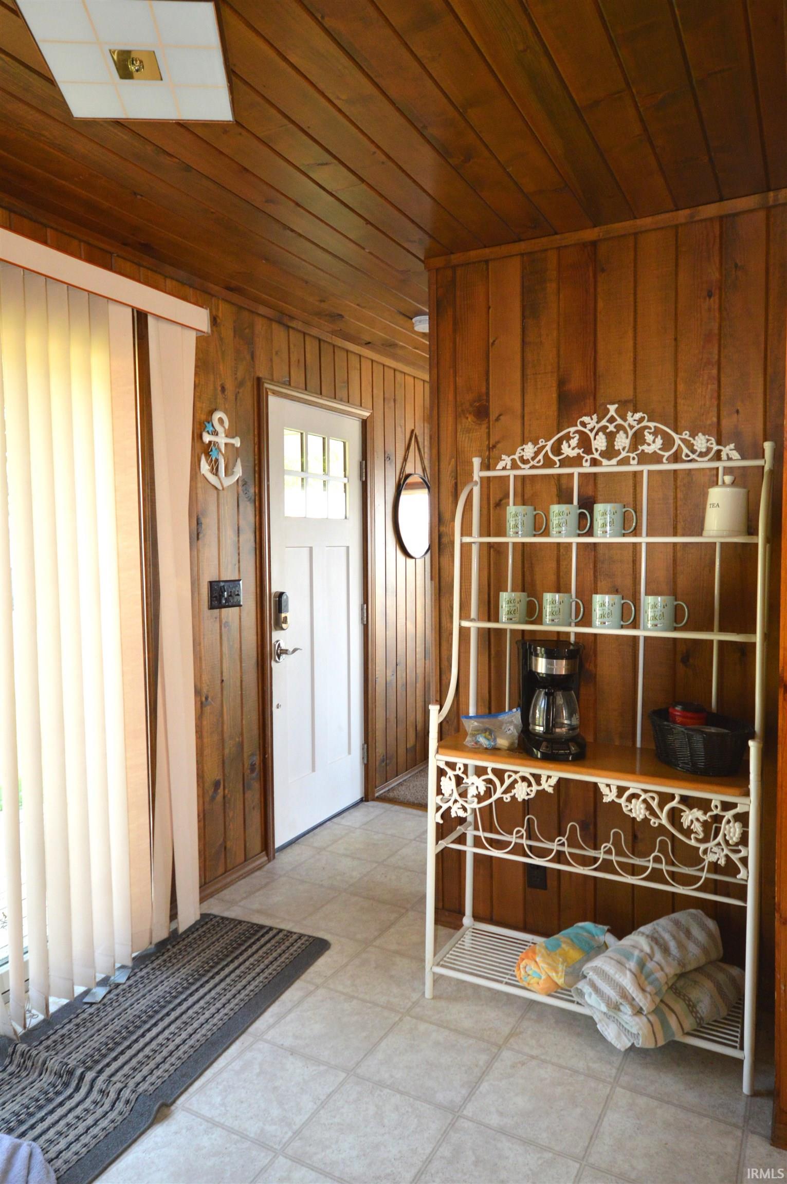 11155 E Pottawatomie Trail Walkerton IN 46574