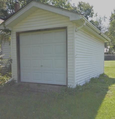 11155 E Pottawatomie Trail Walkerton IN 46574