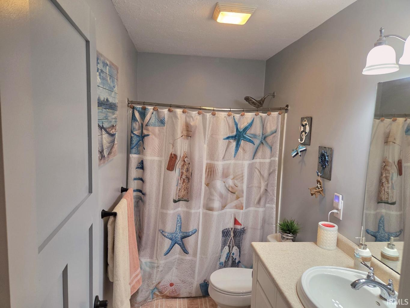 4084 W Shore Drive Bremen IN 46506