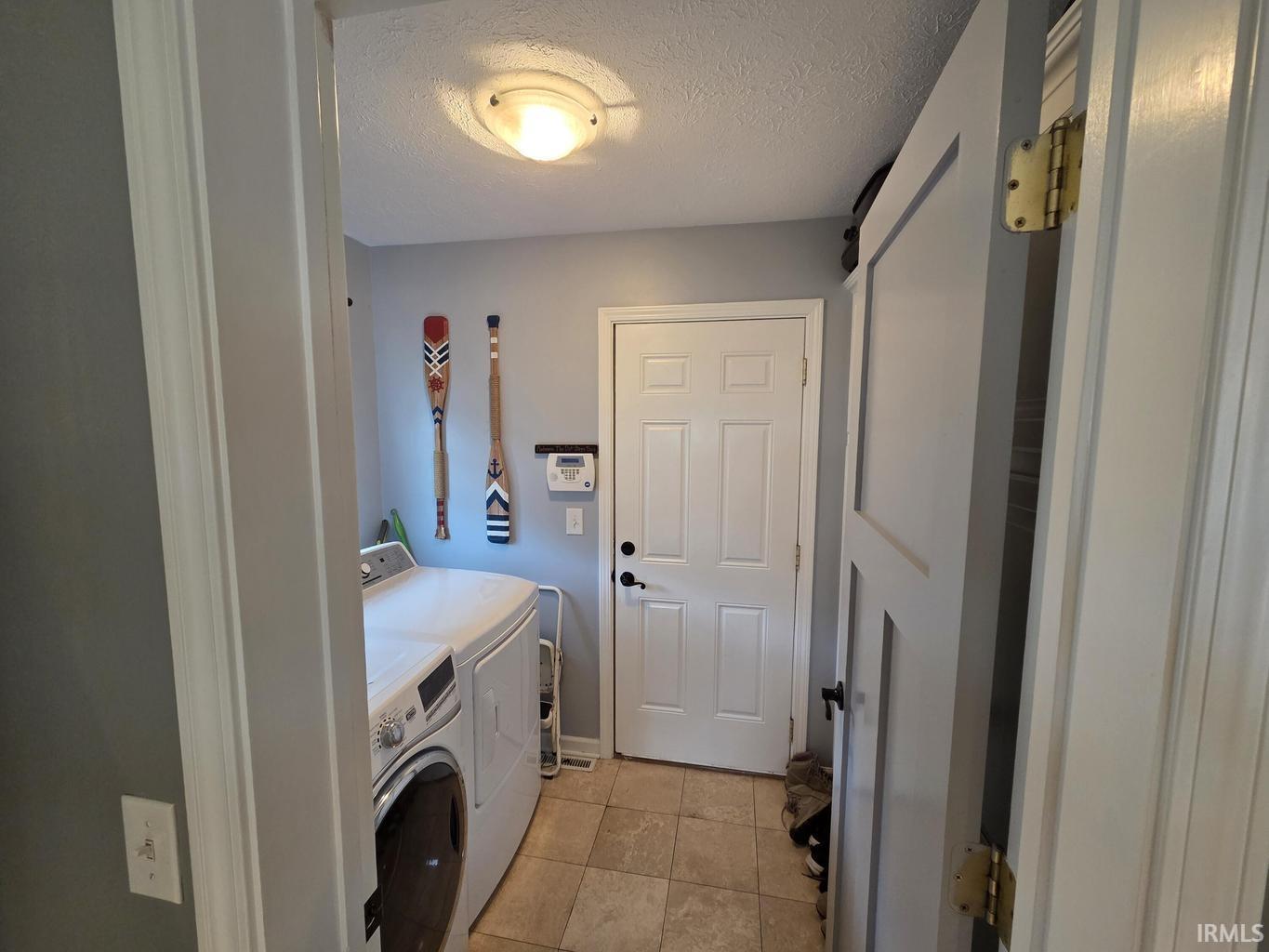 4084 W Shore Drive Bremen IN 46506