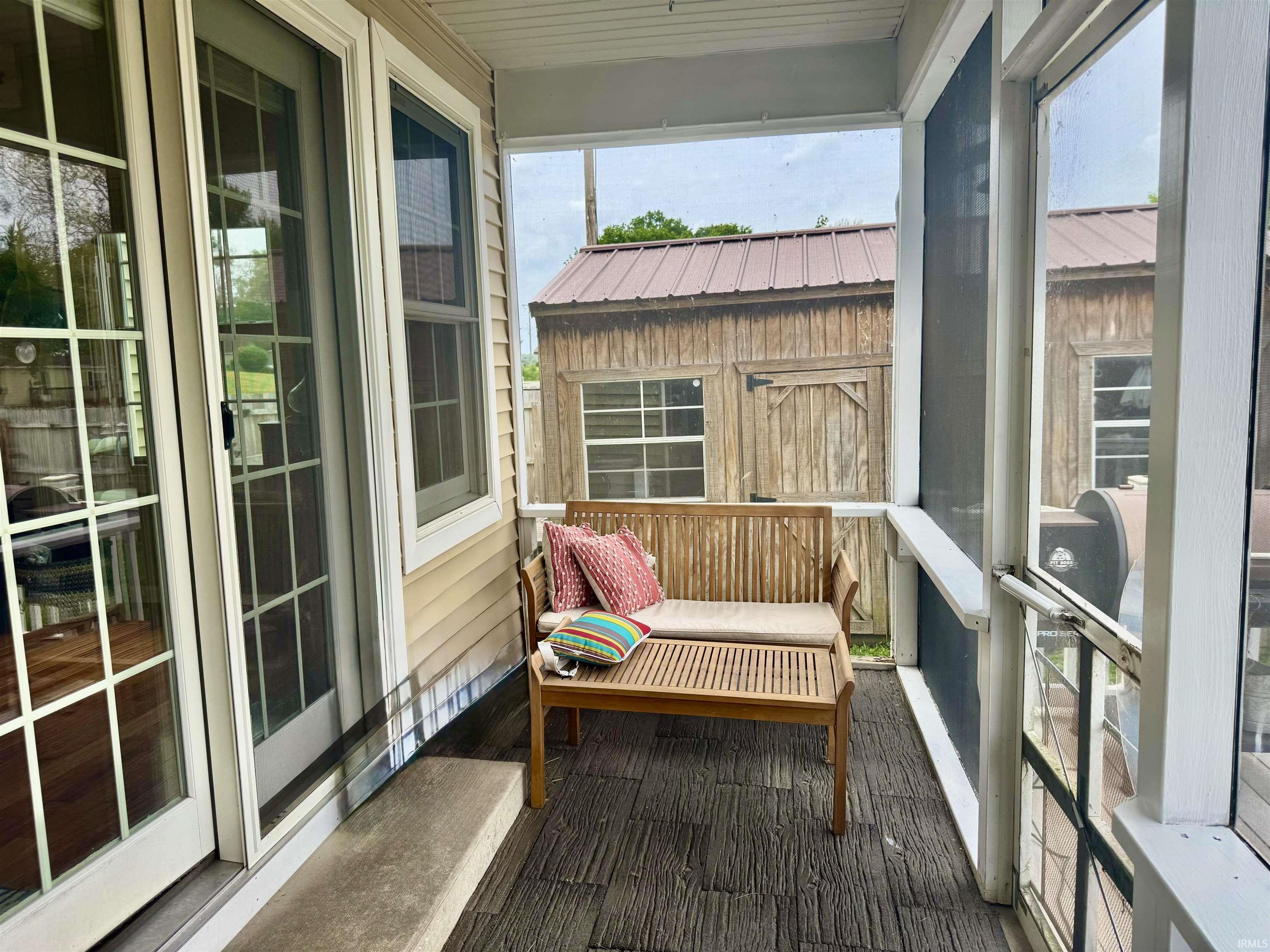 4084 W Shore Drive Bremen IN 46506