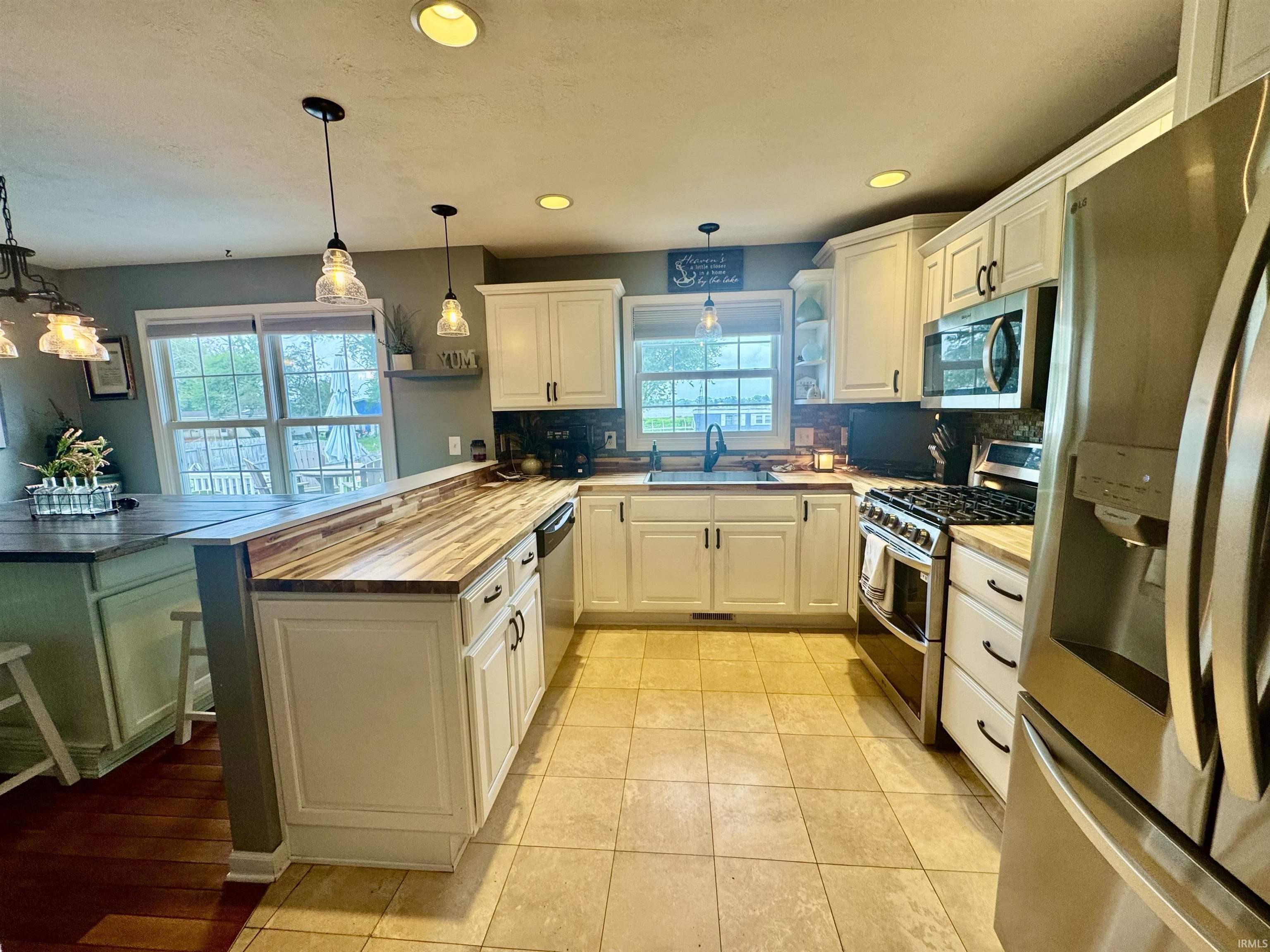4084 W Shore Drive Bremen IN 46506
