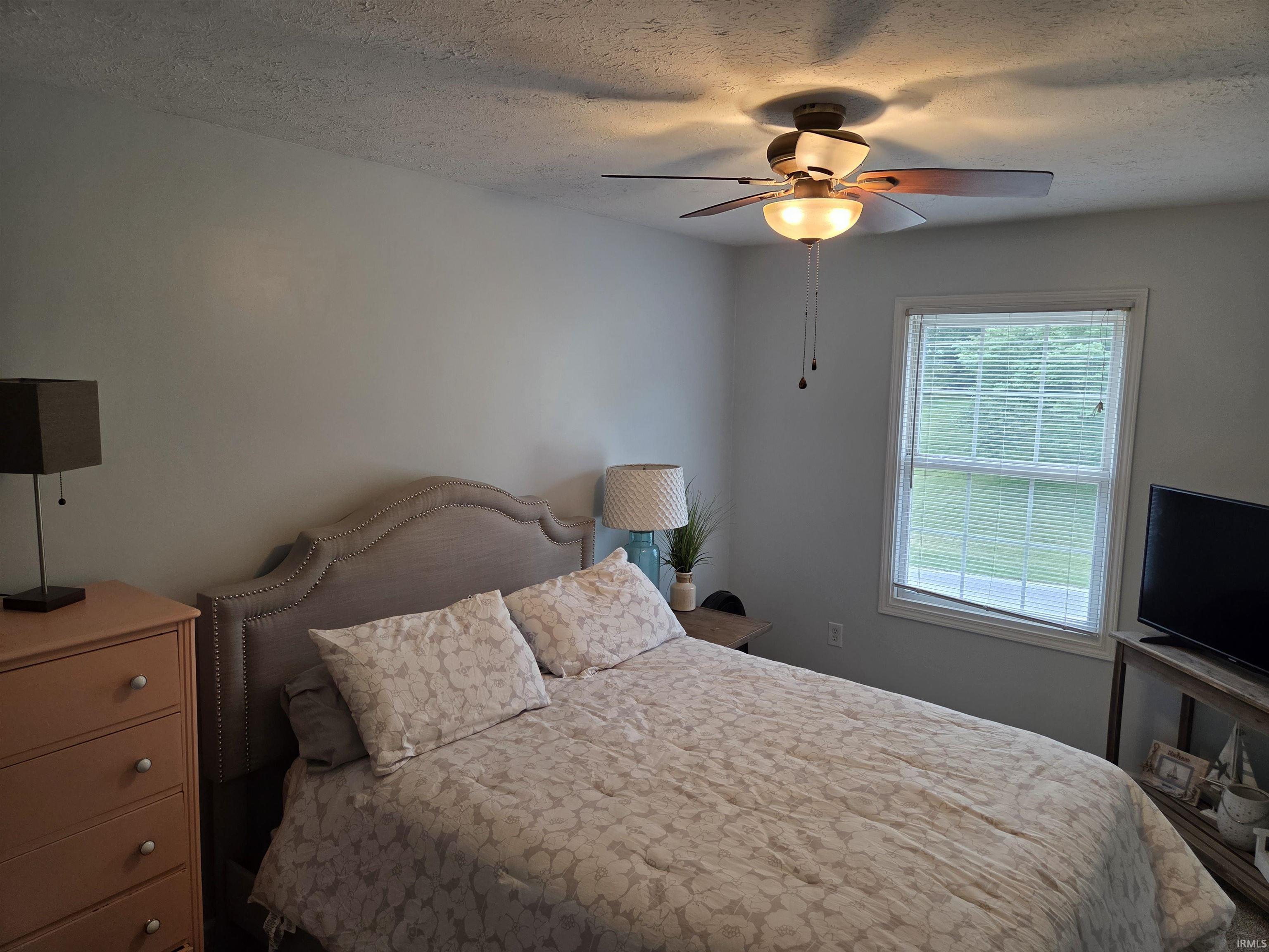 4084 W Shore Drive Bremen IN 46506