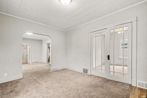 2215 Decamp Avenue Elkhart IN 46517
