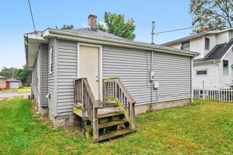 2215 Decamp Avenue Elkhart IN 46517
