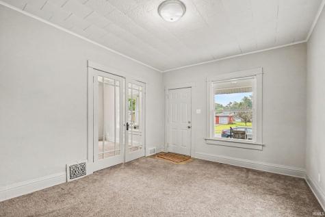 2215 Decamp Avenue Elkhart IN 46517