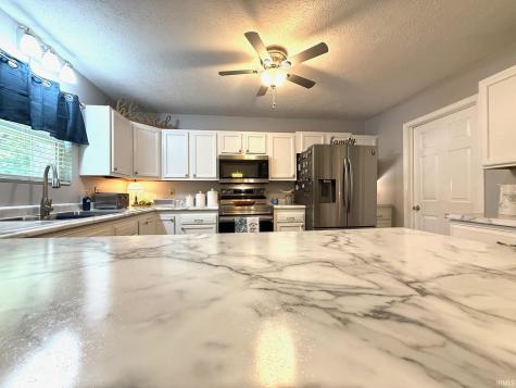 577 Briarwood Lane Bedford IN 47421