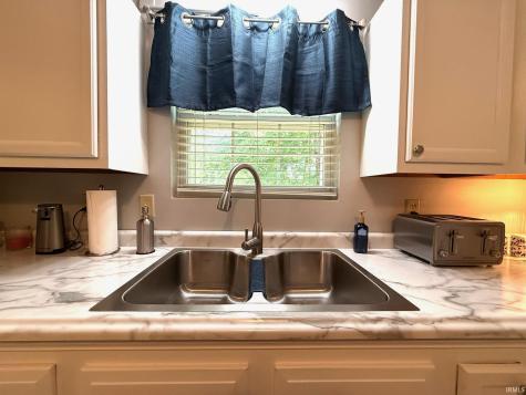 577 Briarwood Lane Bedford IN 47421