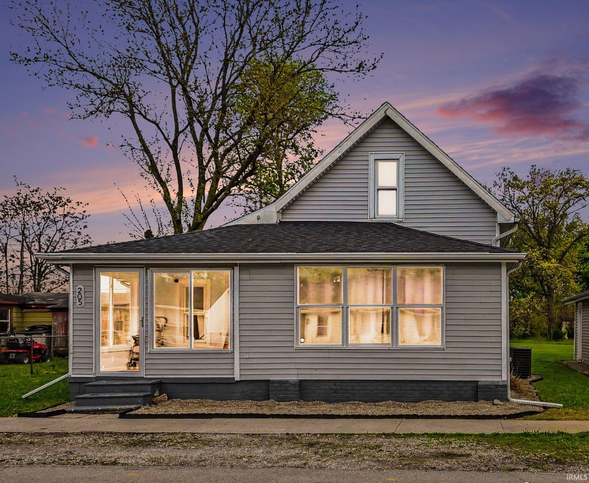 205 E Smith Street Milford IN 46542