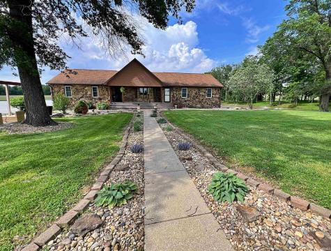2200 S 800 W Lyons IN 47443