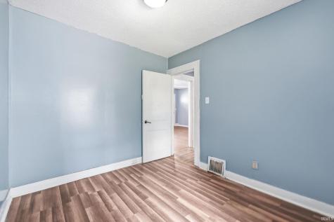 4114 Reed Street Fort Wayne IN 46806