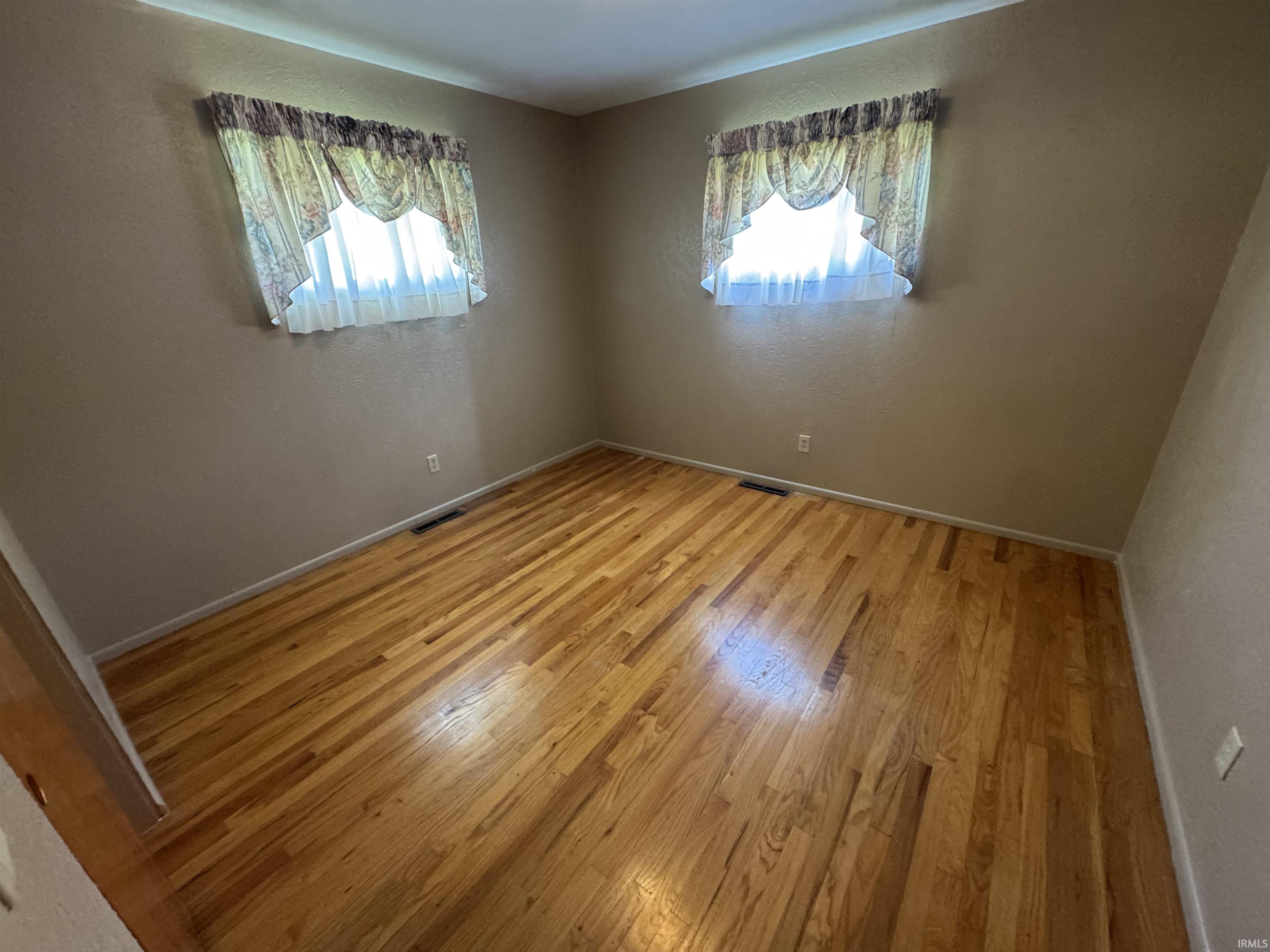 19412 Pasadena Avenue South Bend IN 46614
