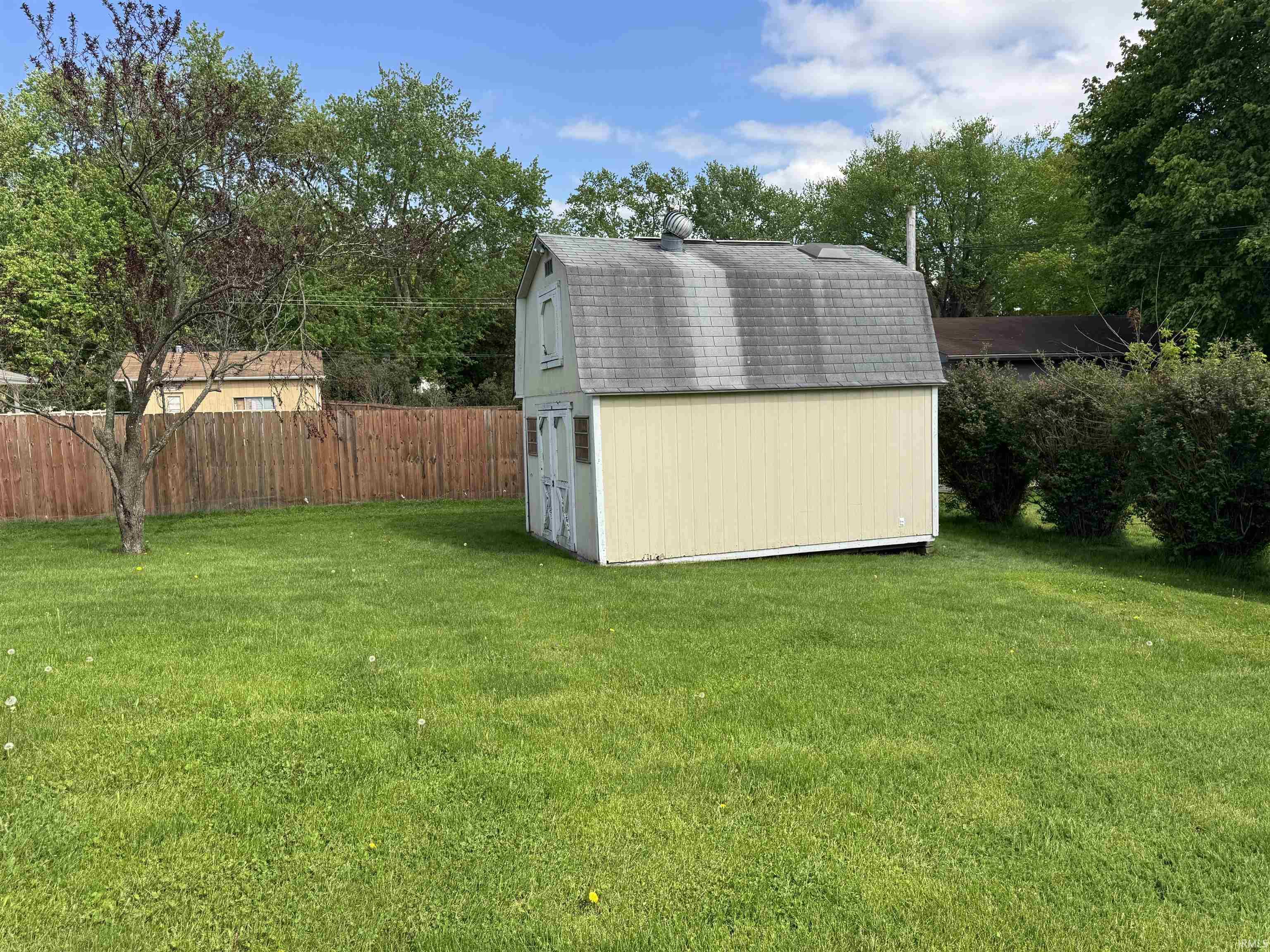19412 Pasadena Avenue South Bend IN 46614