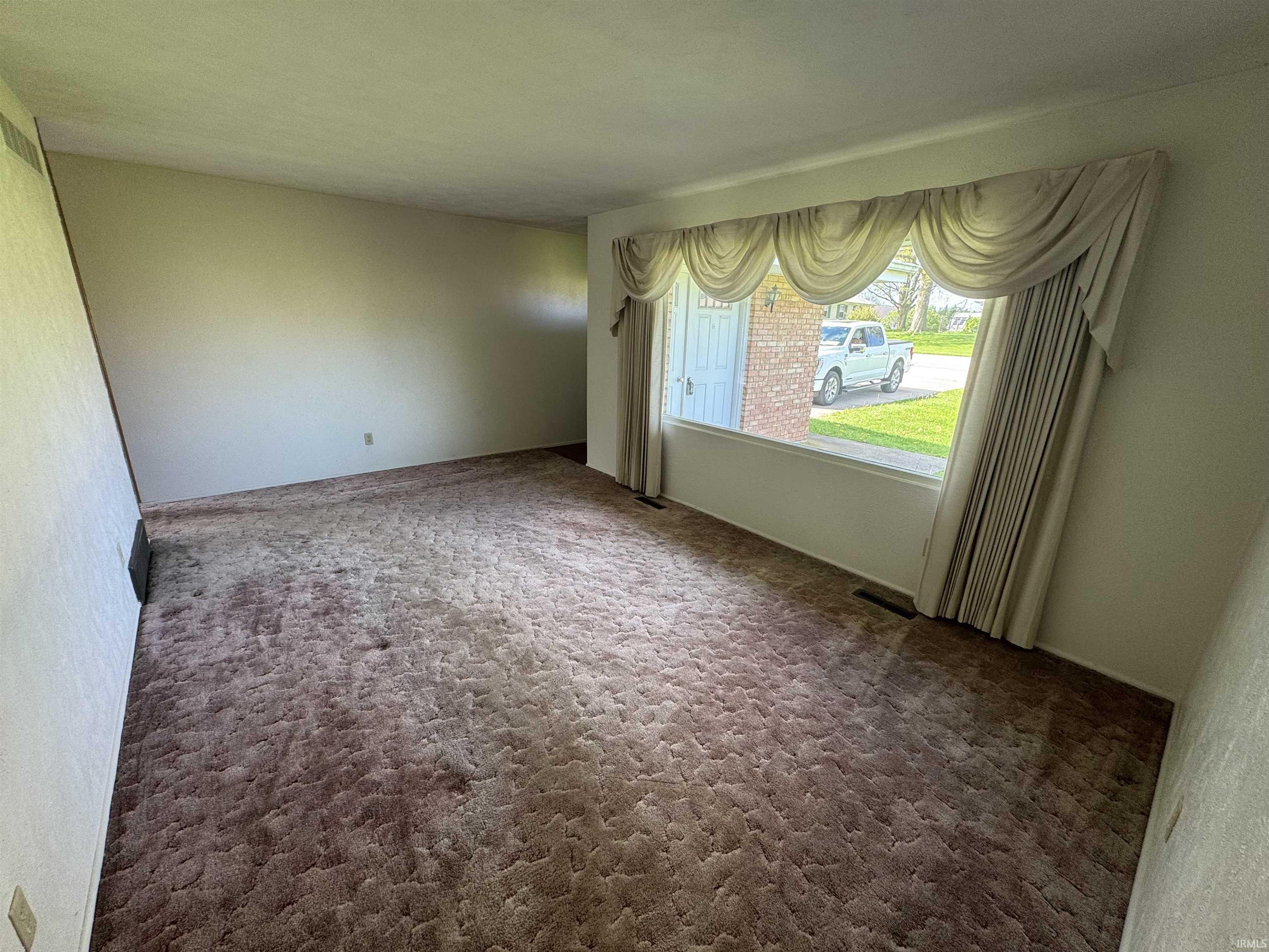 19412 Pasadena Avenue South Bend IN 46614