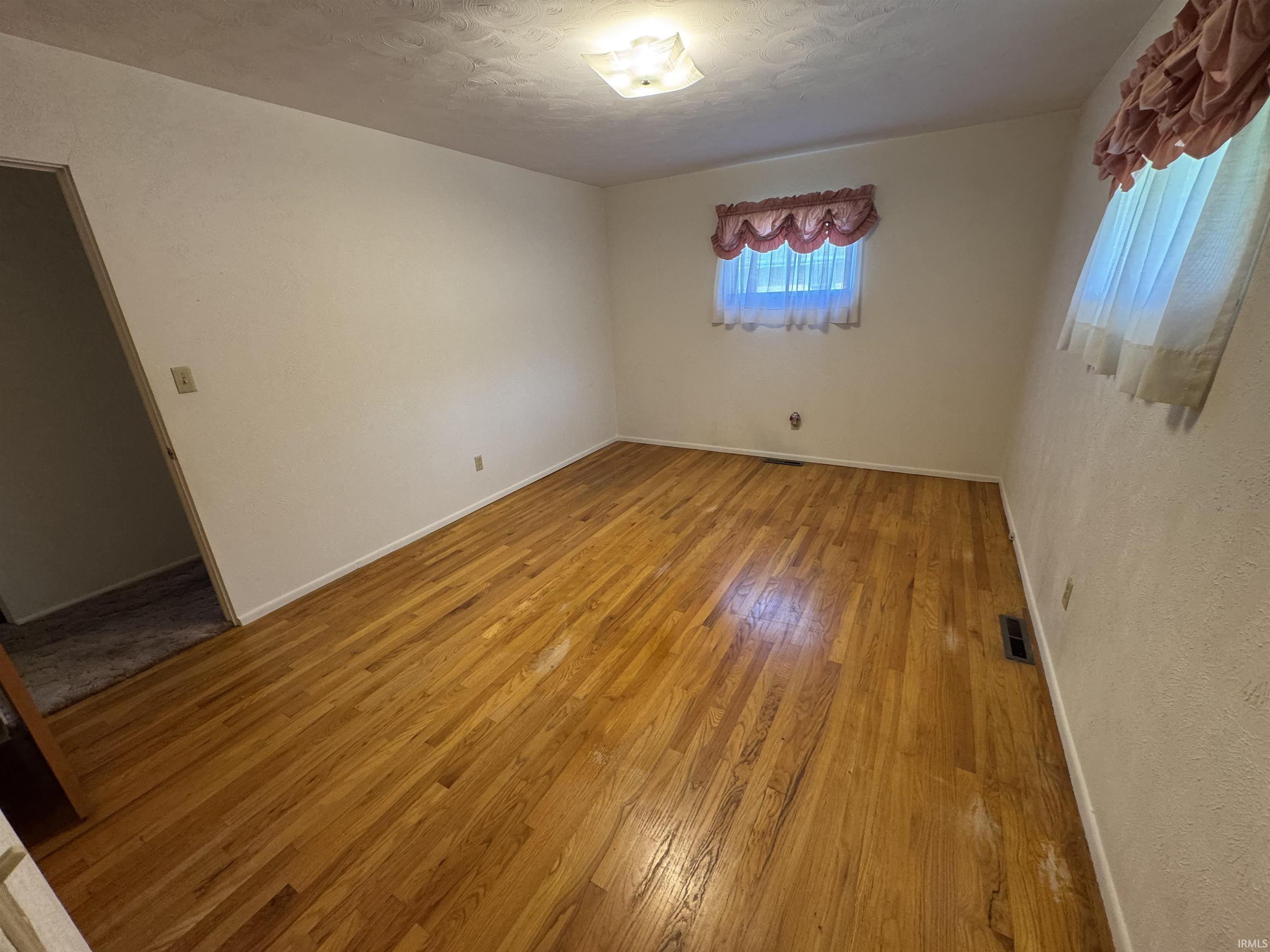 19412 Pasadena Avenue South Bend IN 46614