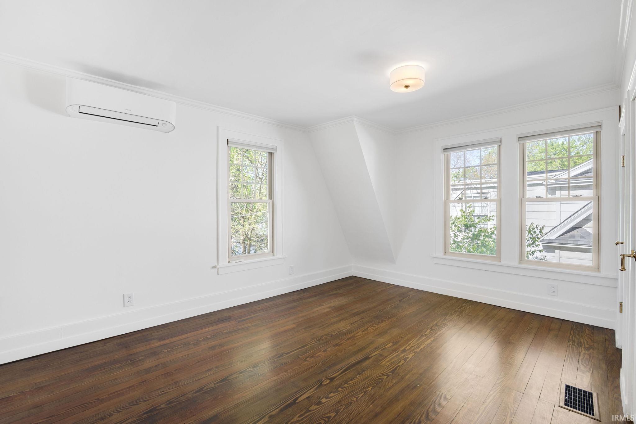 318 E Pokagon Street South Bend IN 46617