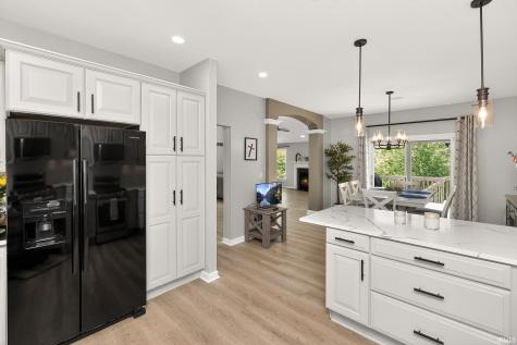 57377 Karington Court Elkhart IN 46516