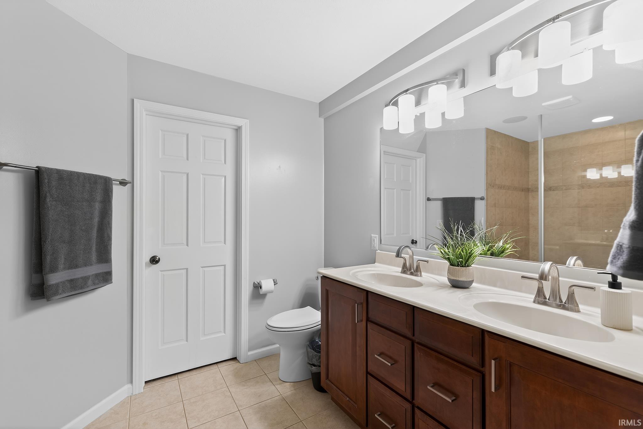 57377 Karington Court Elkhart IN 46516