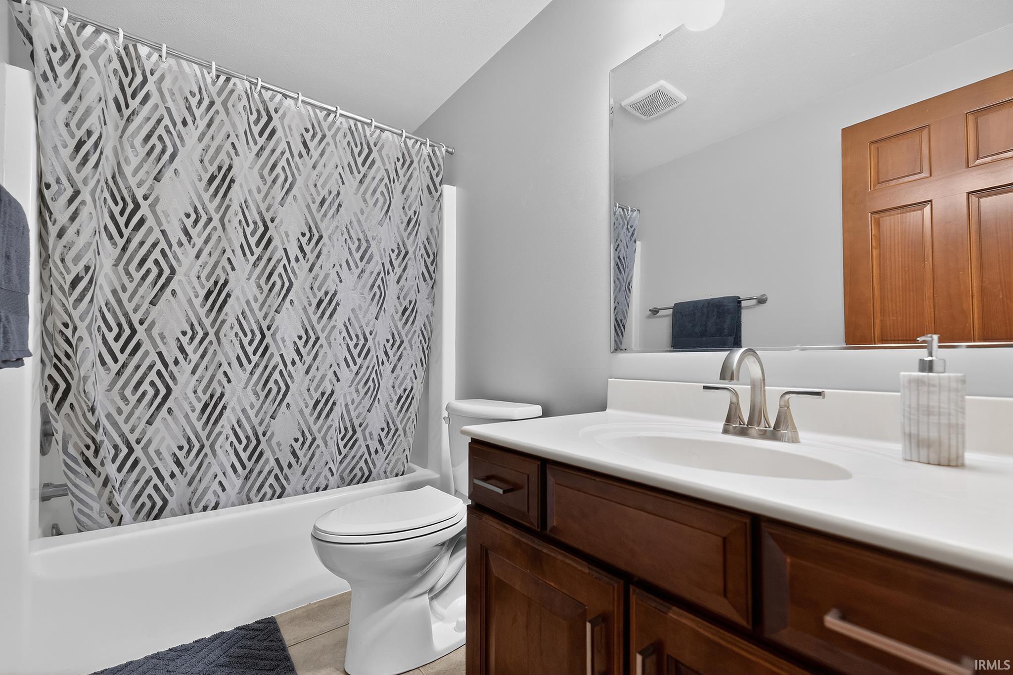 57377 Karington Court Elkhart IN 46516